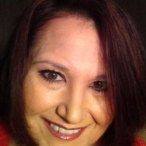 Meet your Posher, Elaine